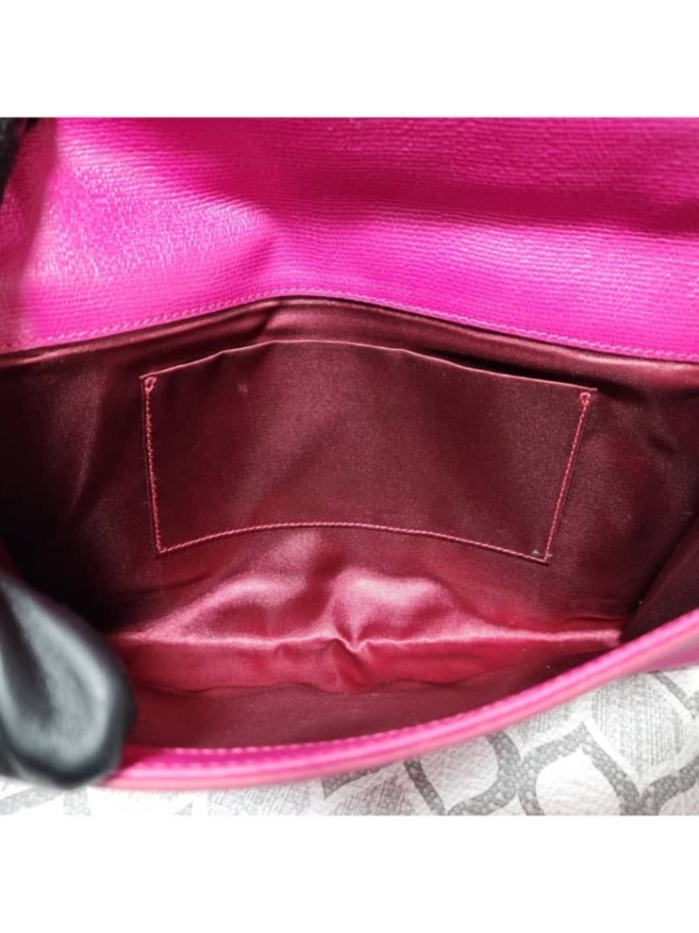 Authentic YVES SAINT LAURENT Calfskin Leather Ligne Y Clutch Bag Pink - Picture 7 of 14